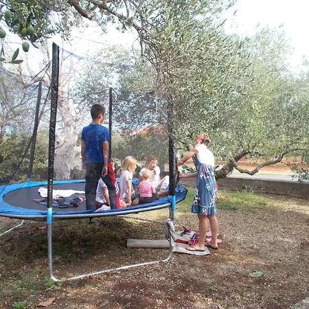 Appartamento For Families With Children Pasman - 14788 Mali Pašman