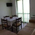 아파트 For Families With Children Pasman - 14788