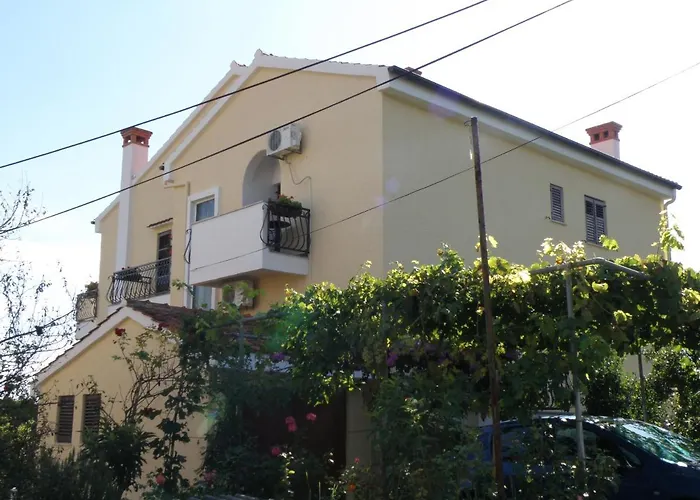 Appartement For Families With Children Pasman - 14788 Mali Pašman